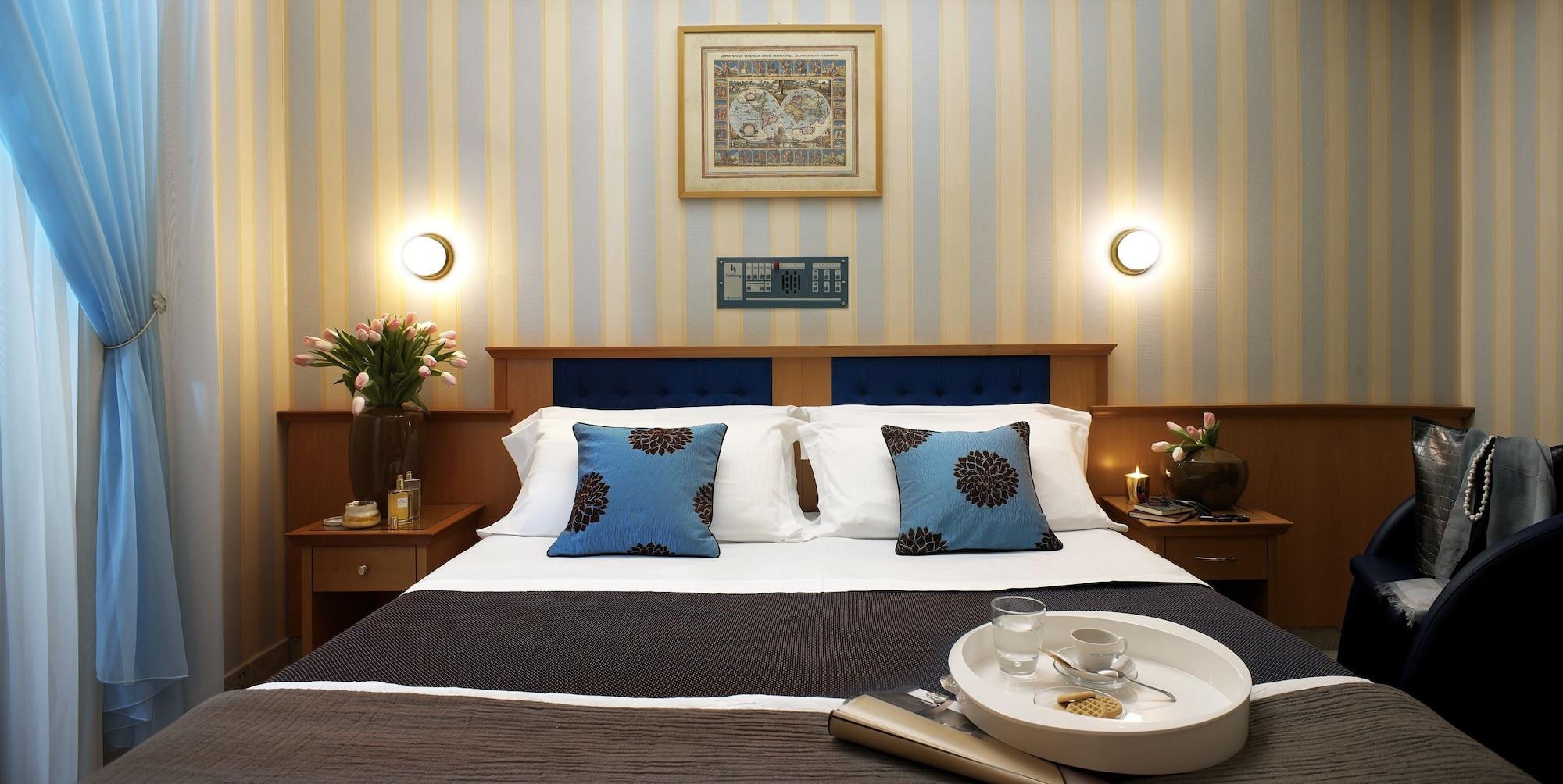 Hotel Feldberg Riccione Luaran gambar