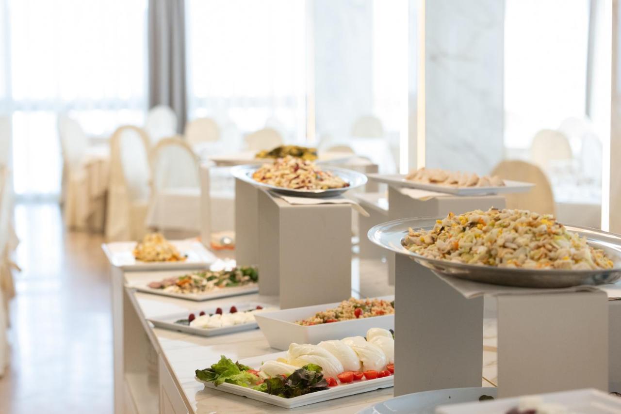 Hotel Feldberg Riccione Luaran gambar