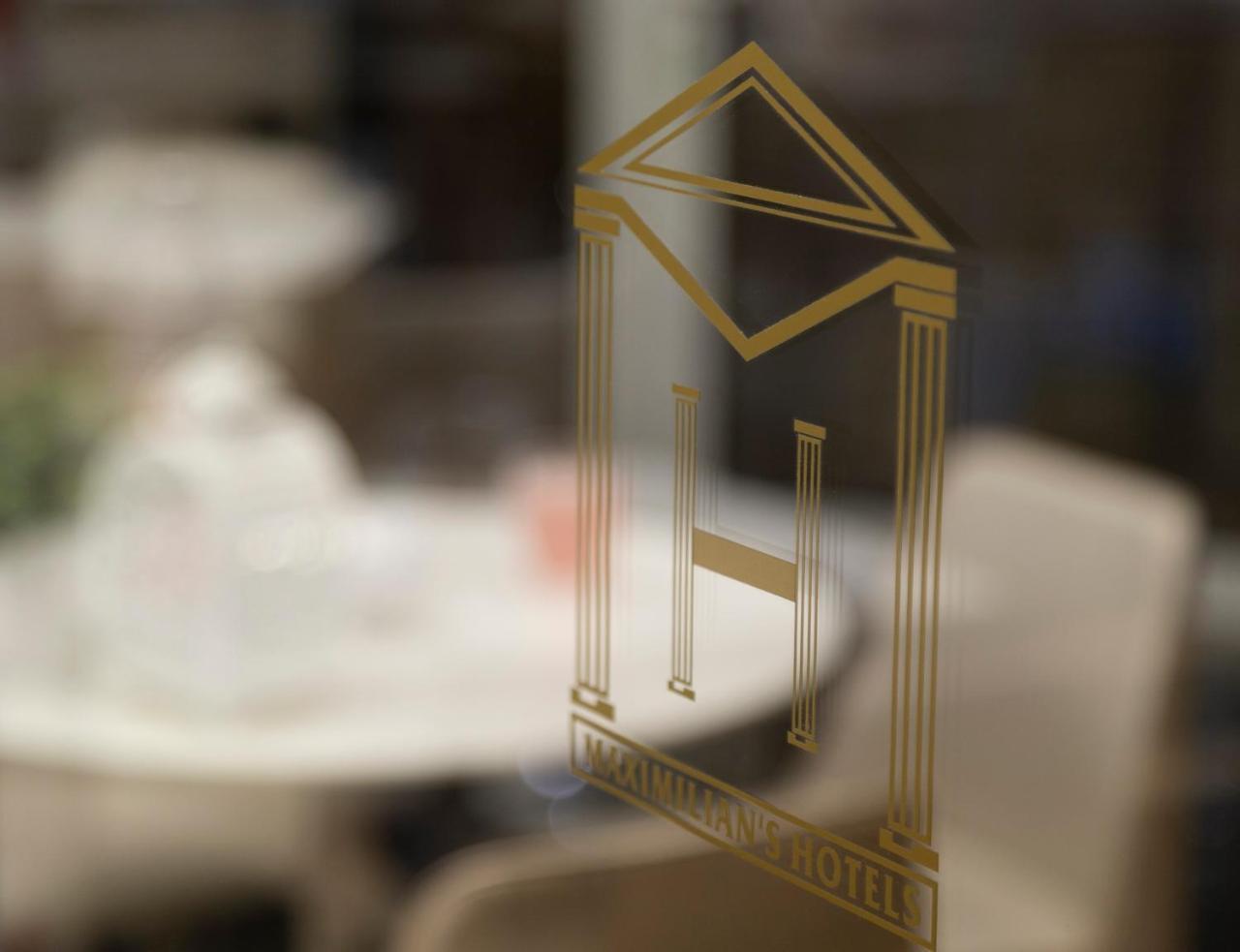 Hotel Feldberg Riccione Luaran gambar