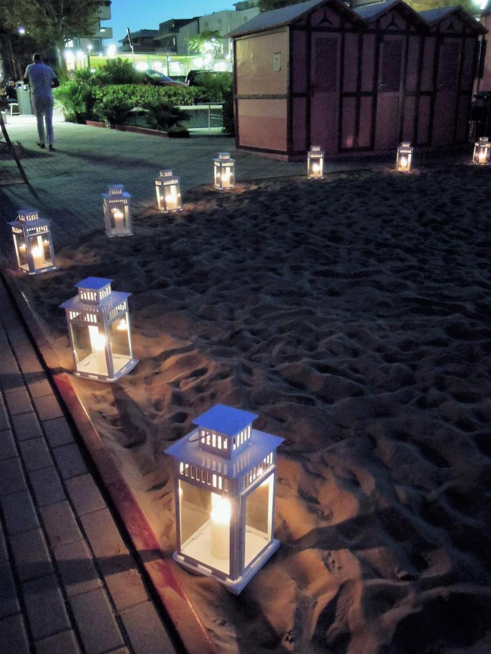 Hotel Feldberg Riccione Luaran gambar